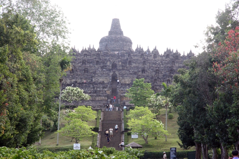 Borobudur temple, Java Yogyakarta Indonesia.jpg - Indonesia Java Yogyakarta. Borobudur temple